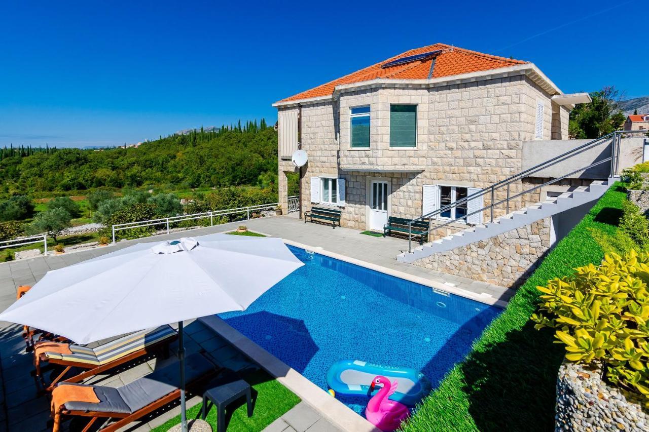 Villa Oasis Cypress Čilipi Esterno foto